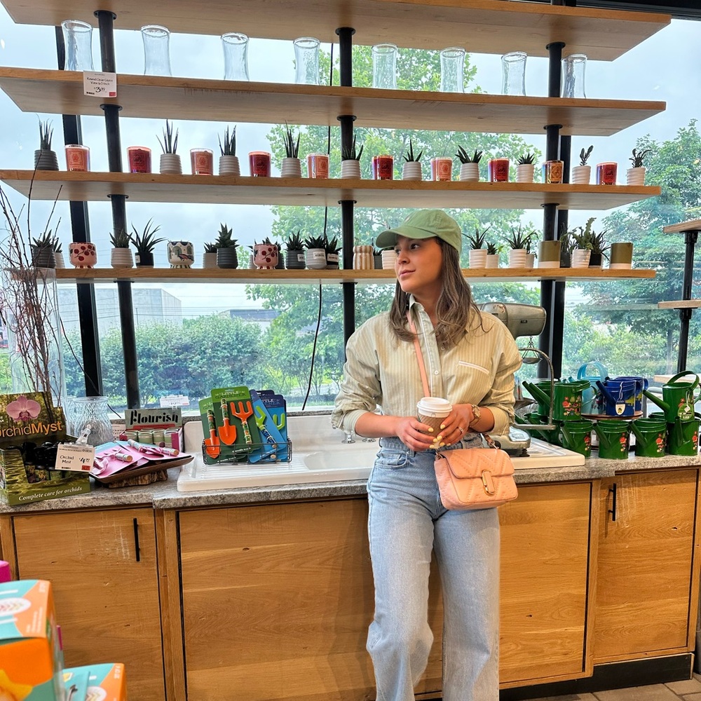 Meet your Posher, Tania